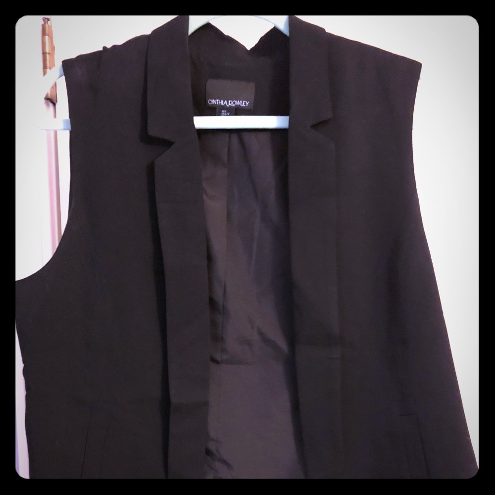 Chic menswear vest
